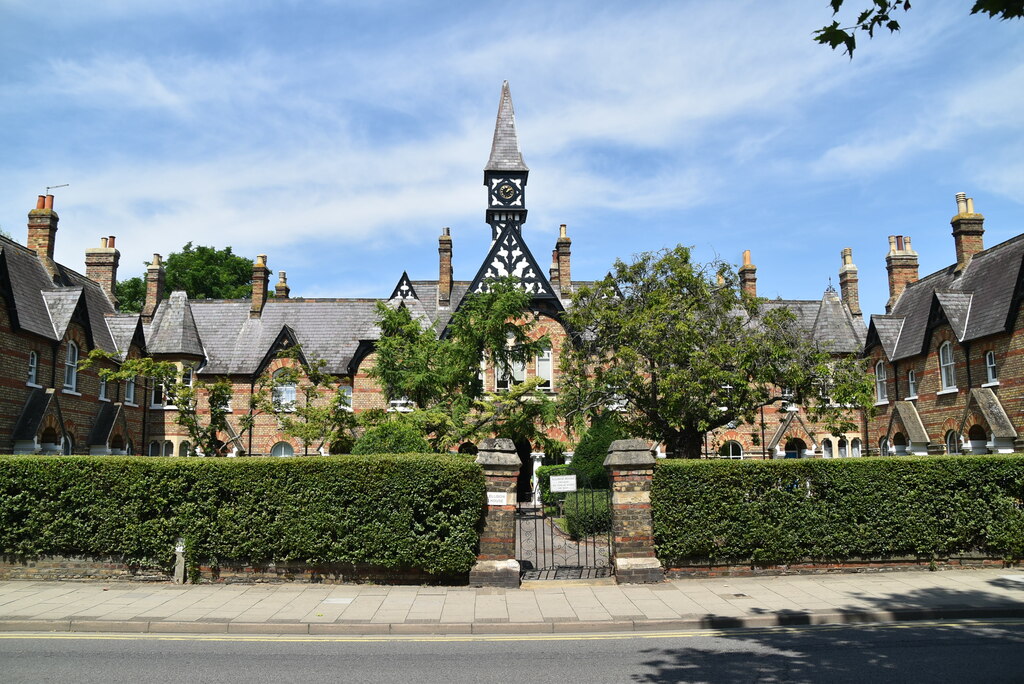 Windsor Almshouses © N Chadwick Cc-by-sa/2.0 :: Geograph Britain And ...