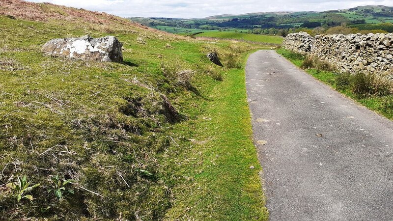 Cycle Route 68 Heading NW On NE Side Of Roger Templeman Cc By Sa 2