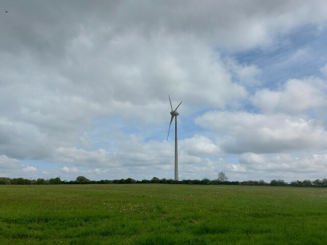 Wind turbine, Glebe Barn Farm, Wymeswold