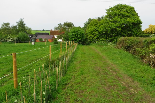 Cakebread's Lane arriving at Yew Tree Farm