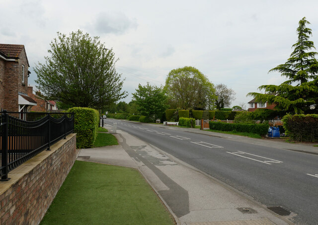 Doncaster Road (A19), Brayton © habiloid cc-by-sa/2.0 :: Geograph ...