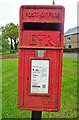 Close up, Elizabeth II postbox, Tyrell Oak