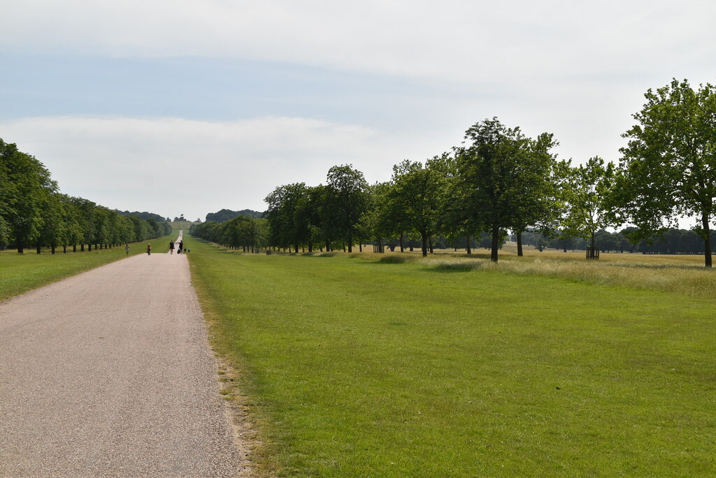 the-long-walk-n-chadwick-geograph-britain-and-ireland