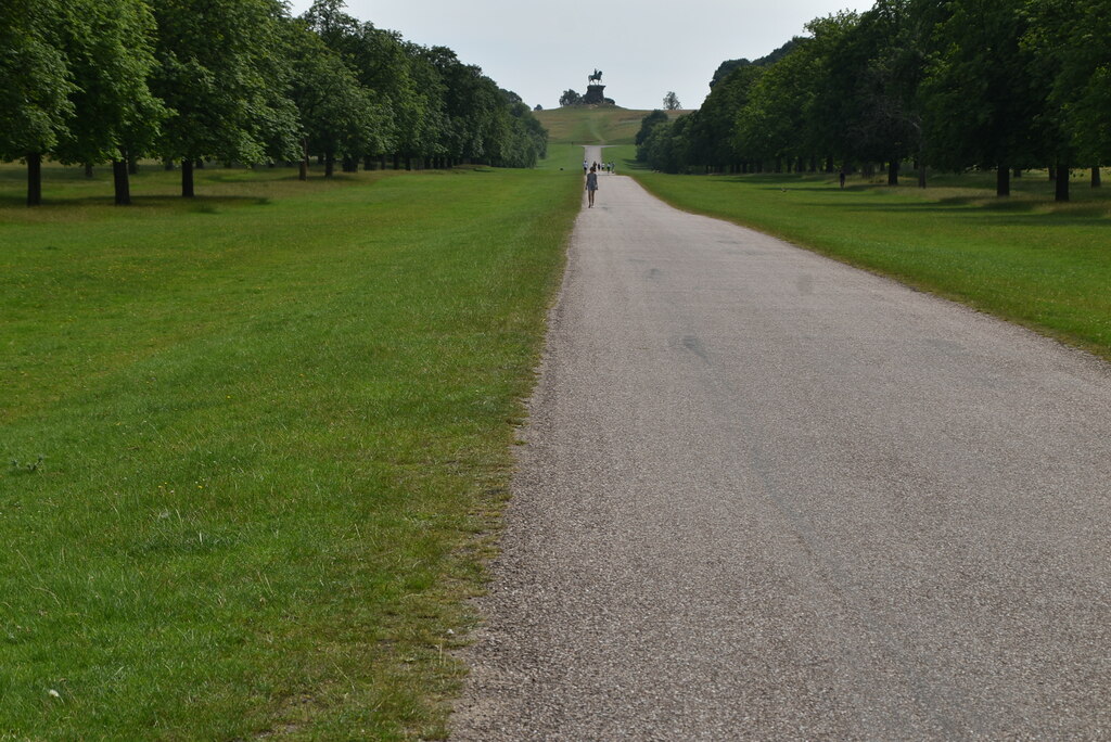 the-long-walk-n-chadwick-cc-by-sa-2-0-geograph-britain-and-ireland