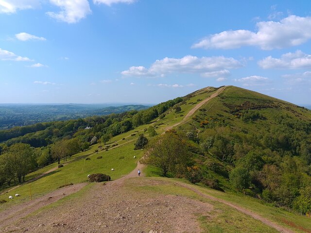 Pinnacle Hill from Black Hill © Oscar Taylor :: Geograph Britain and ...