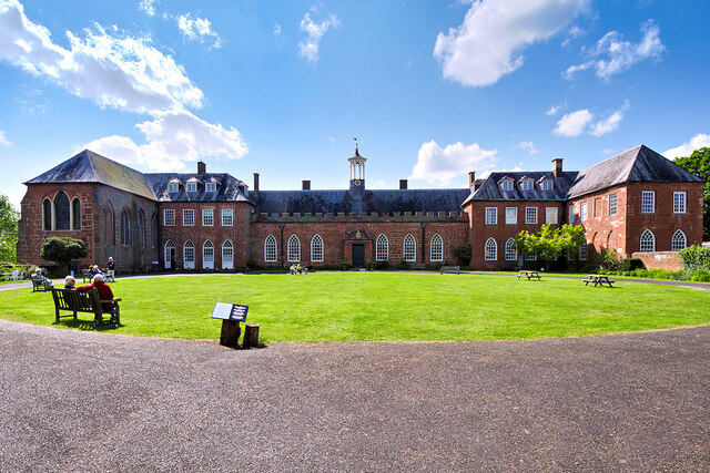 Hartlebury Castle © David Dixon :: Geograph Britain and Ireland