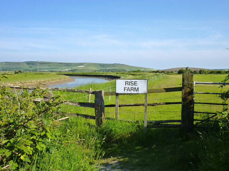 Corner of Rise Farm lands © Robin Webster cc-by-sa/2.0 :: Geograph ...