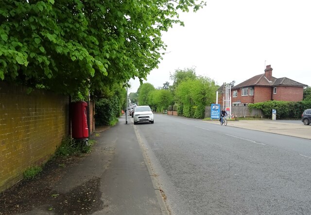 Melton Road, Melton (B1438)