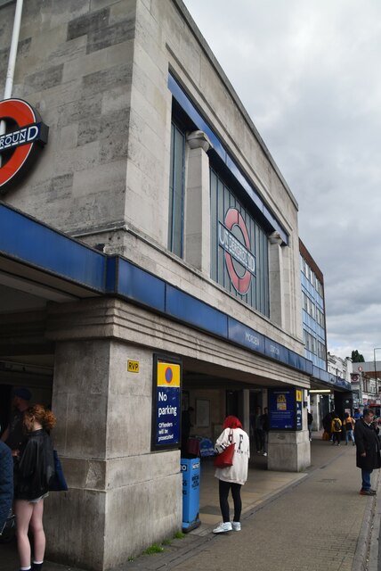 Morden Underground Station © N Chadwick :: Geograph Britain and Ireland