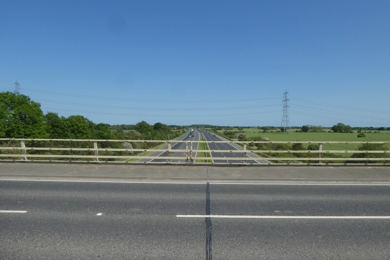 Long Lane Crossing The M62 © Ds Pugh Cc By Sa20 Geograph Britain And Ireland 