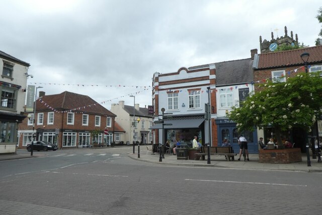 Pocklington Market Place © DS Pugh :: Geograph Britain and Ireland