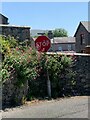SH6166 : Stop sign at the junction of Coetmor New Road and Ffordd Bangor, Bethesda by Meirion
