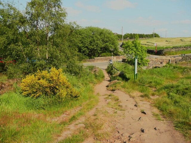Footpath 88/2 approaching Clough Lane. Norland