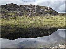 NN4781 : Binnein Shuas reflected in Lochan na h-Earba by David Medcalf