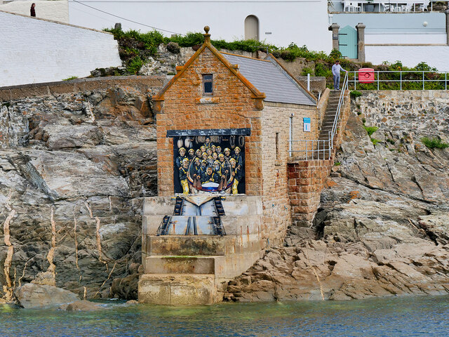 yacht house porthleven