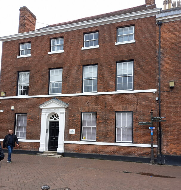 pool-house-lichfield-richard-law-geograph-britain-and-ireland