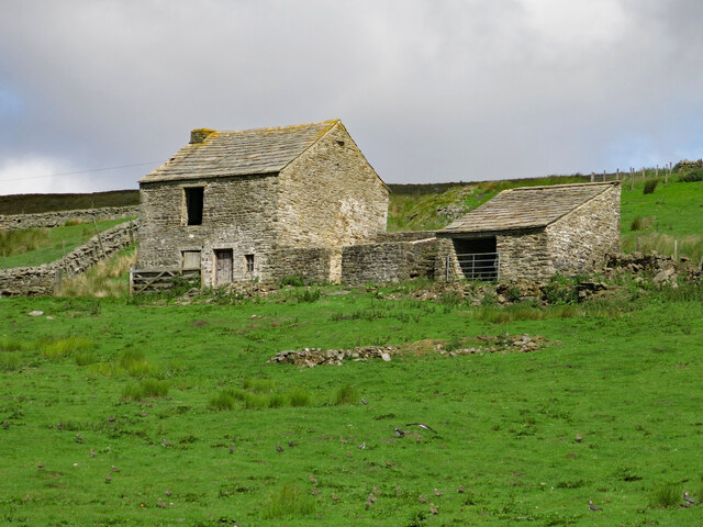 Row © Mike Quinn Geograph Britain And Ireland