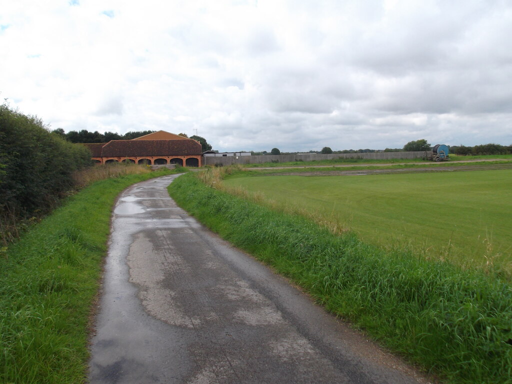 Approaching Odder Farm © David Brown Geograph Britain And Ireland