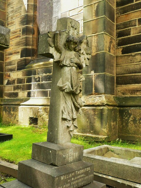 Angel in the churchyard, St Stephen's, Lindley