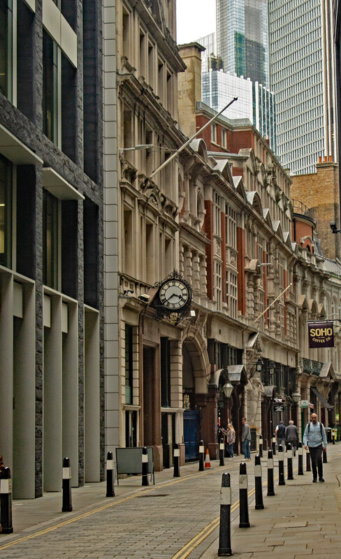 City Of London : Throgmorton Street © Jim Osley Cc-by-sa/2.0 ...