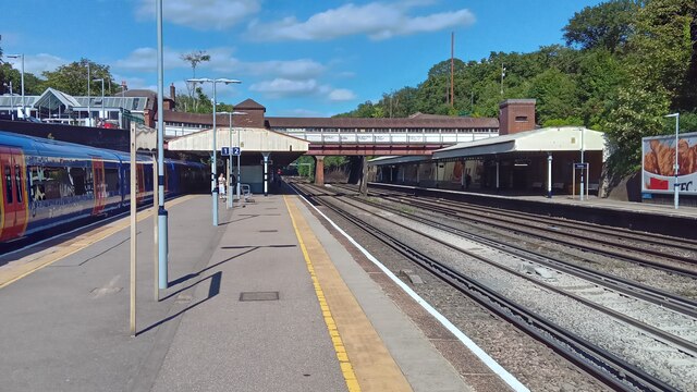 Weybridge Station - Looking East © Peter Whatley :: Geograph Britain ...