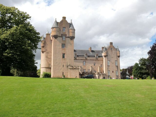 Fyvie Castle © Oliver Dixon :: Geograph Britain and Ireland