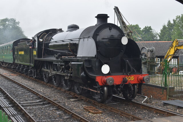 Ex-lswr S15 Class 506 Arriving At © David Martin :: Geograph Britain 