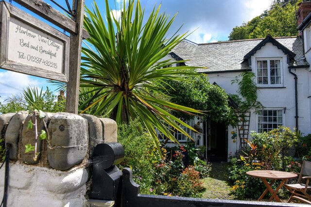 Clovelly : Harbour View Cottage © Lewis Clarke Cc-by-sa/2.0 :: Geograph ...