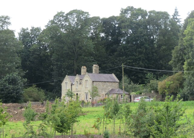 kennel-house-gordon-hatton-geograph-britain-and-ireland