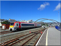 SH2482 : The end of the line at Holyhead station by Marathon