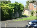 Path between Avon Close and Severn Drive