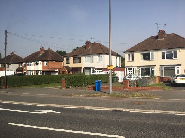 Houses beside the A449 © Steven Brown cc-by-sa/2.0 :: Geograph Britain ...