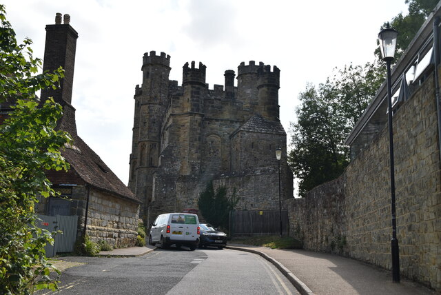 The Gatehouse, Battle Abbey © N Chadwick Cc-by-sa/2.0 :: Geograph ...