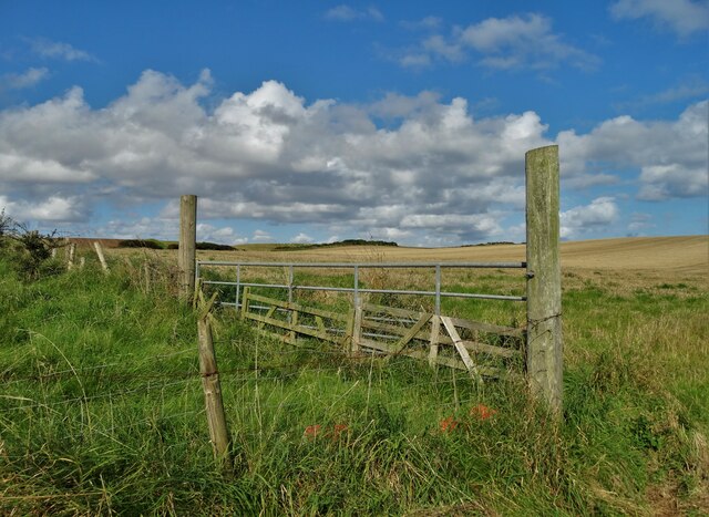 Gateway On Flamborough Head © Neil Theasby Cc-by-sa/2.0 :: Geograph ...