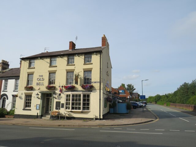 The Old Bell, Shrewsbury © Malc McDonald :: Geograph Britain and Ireland