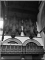 St Aidan, Harehills: organ case