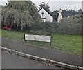 Bilingual Broadmead name sign, Gilwern, Monmouthshire