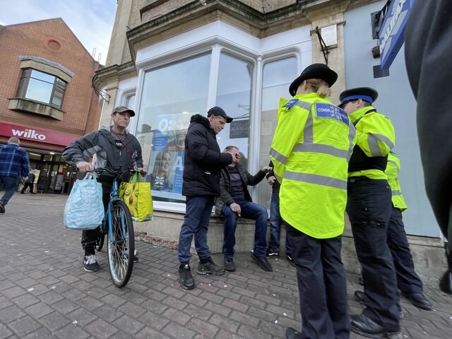 Police community support officers in... © Paul Foster cc-by-sa/2.0 ...