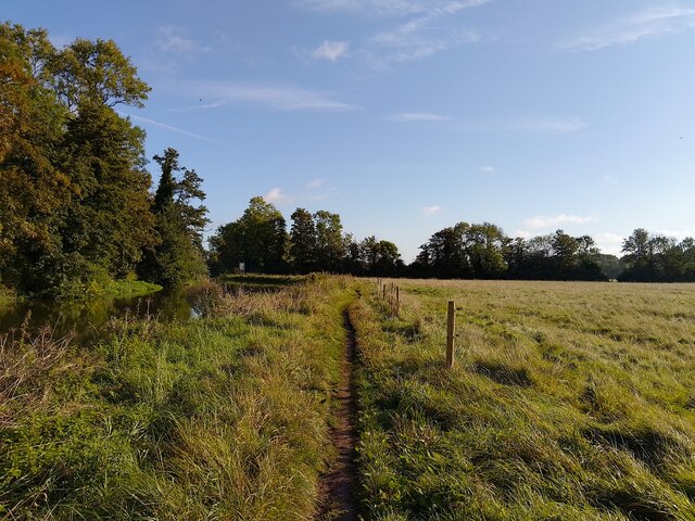 Towing path by Kennet and Avon Canal © Oscar :: Geograph Britain and ...