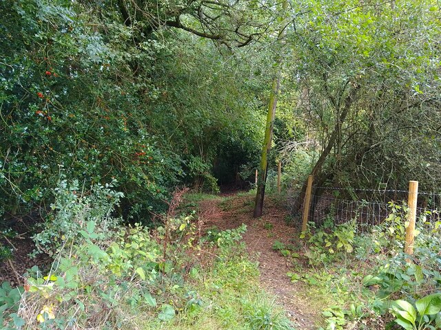 Bridleway towards Clay Hill Road © Oscar Taylor :: Geograph Britain and ...