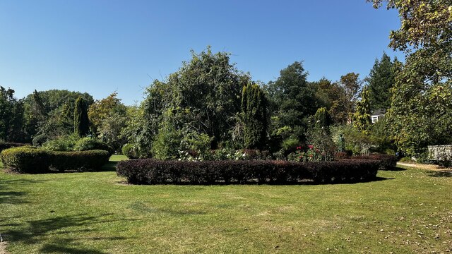 Memorial Garden, Pinner Memorial Park © Bryn Holmes :: Geograph Britain ...