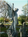 SE2639 : Angel in Lawnswood Cemetery, 1910 extension by Humphrey Bolton