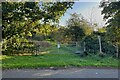 Footpath to the A421