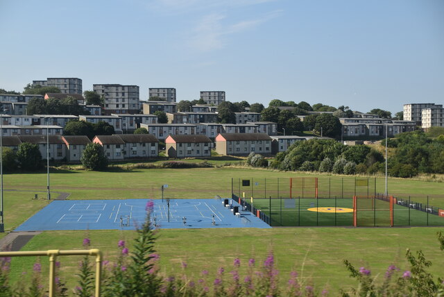 Football pitches, Tullos © N Chadwick cc-by-sa/2.0 :: Geograph Britain ...