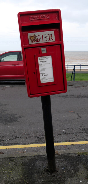 Post box, The Beach Road, Filey