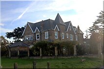 TQ2767 : Bishopsford House, Poulter Park, Carshalton by David Kemp