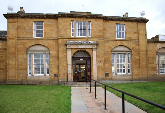 bank-of-scotland-richard-sutcliffe-geograph-britain-and-ireland