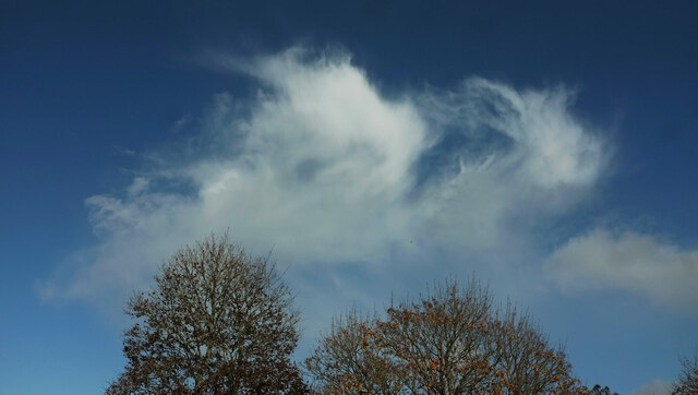 Cirrus clouds over Torre © Derek Harper cc-by-sa/2.0 :: Geograph ...