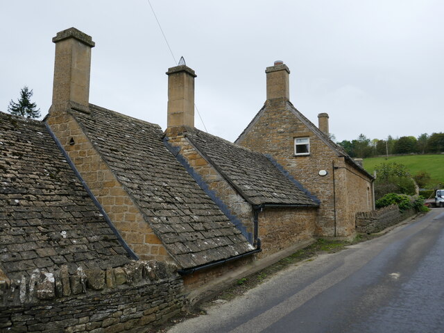 Roofs at road level, Naunton