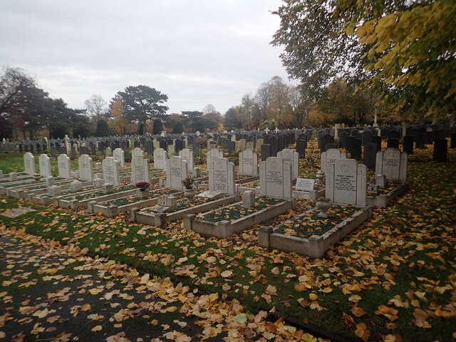 Cadet graves in Gillingham (Woodlands) Cemetery